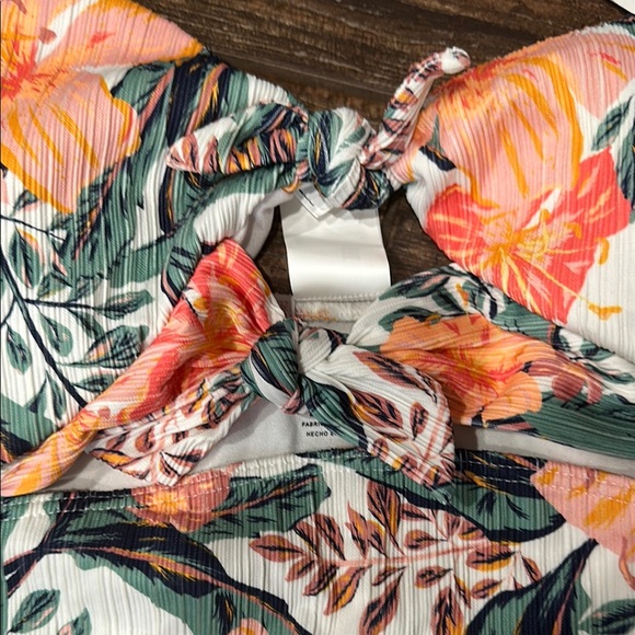 Roxy Orange and White One Piece Swimsuit Classic Cut - Picture 2 of 7